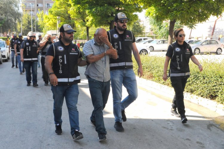 Sahte sağlık kurulu raporuyla devleti 4 milyon lira zarara uğratmışlar