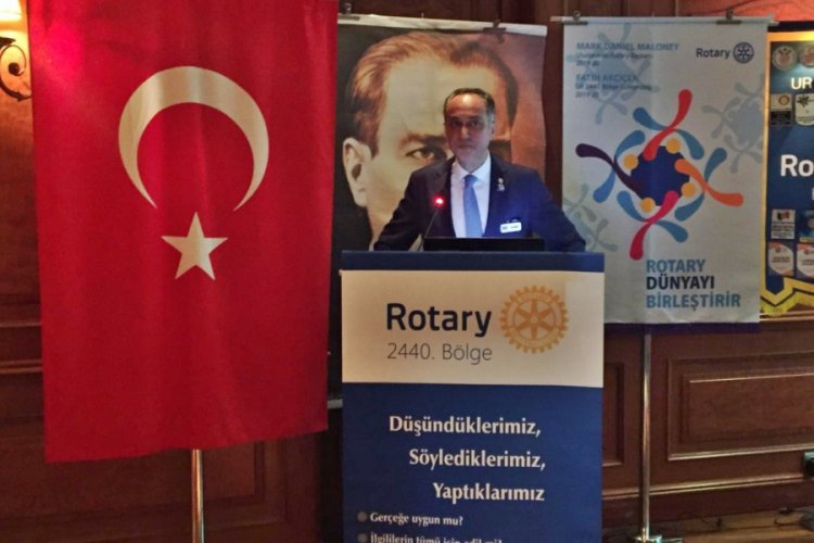 Bursa Yeşil Rotary'den mesleki başarıya hizmet &ouml;d&uuml;l&uuml;