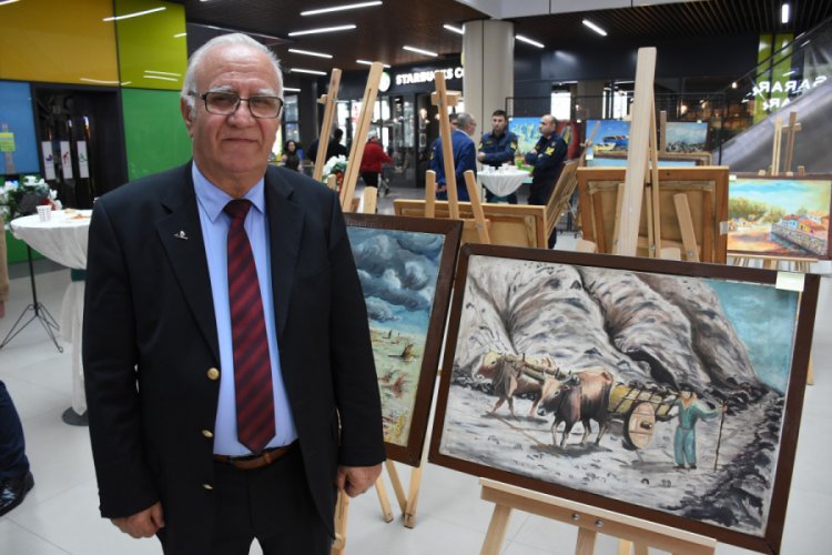 Hastalığını resim tutkusu ile yendi
