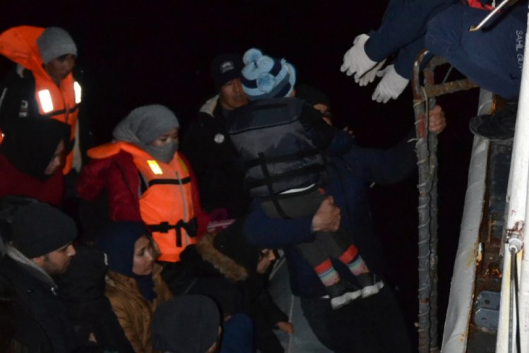 &Ccedil;anakkale'de 67 ka&ccedil;ak g&ouml;&ccedil;men yakalandı