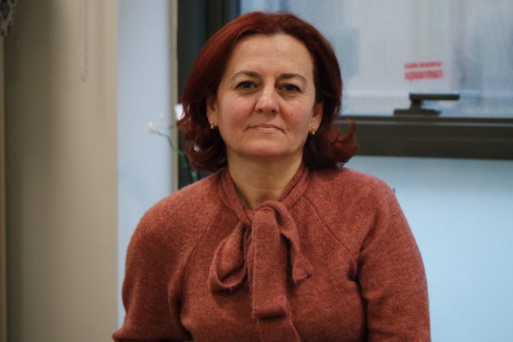 Bursa'da koltuk altındaki bezeden ş&uuml;phelenip "erken teşhis"le kanseri yendi