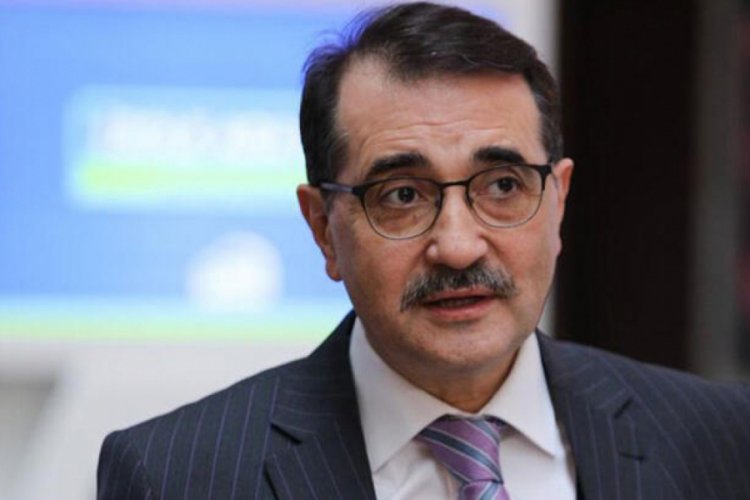 Bakan D&ouml;nmez a&ccedil;ıkladı: Elektrikte yenilenebilir enerji tarifesi yolda