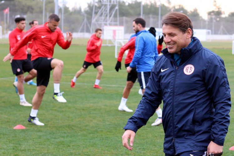 Antalyaspor kupada avantaj peşinde