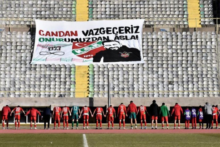 Karşıyakalı futbolculardan alkışlanacak hareket