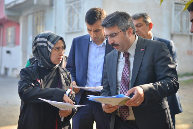Bursa Yıldırım Belediye Başkanı Yılmaz, 75. Yıl Kent Parkı'nı inceledi