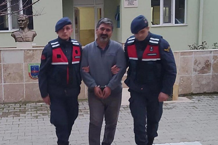 Maden m&uuml;hendisi gibi davranıp, 14 yıldır aranan h&uuml;k&uuml;ml&uuml;y&uuml; yakaladılar