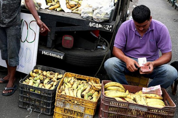 Venezuela 2019'u y&uuml;zde 9 bin 585'lik enflasyon rakamıyla tamamladı