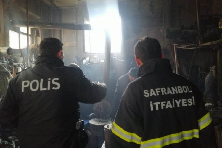 Tarihi &ccedil;arşıda korkutan yangın