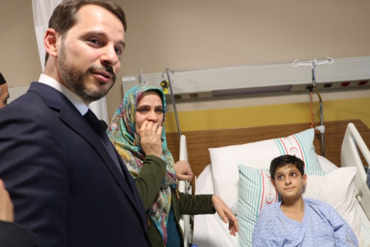 Depremden kurtulan Kerim, Cumhurbaşkanı Erdoğan'la g&ouml;r&uuml;şt&uuml;