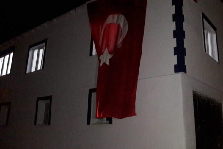 Bir asker el bombasının patlaması sonucu şehit oldu!