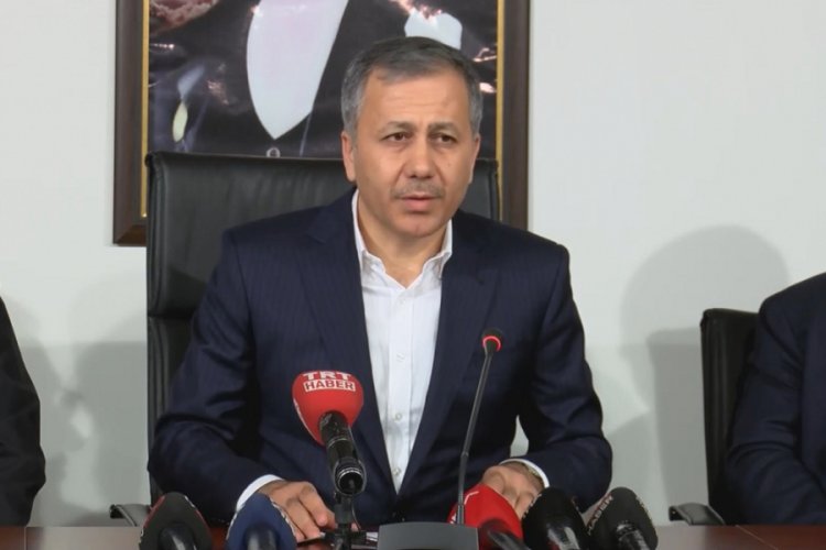 İstanbul Valisi Yerlikaya'dan u&ccedil;ak kazasına ilişkin a&ccedil;ıklama
