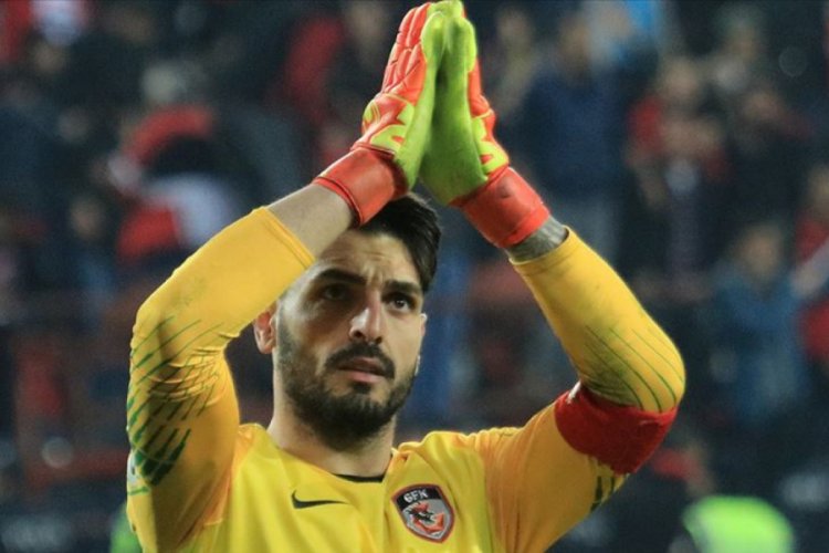 G&uuml;nay G&uuml;ven&ccedil;'in g&ouml;z&uuml; milli takım kalesinde