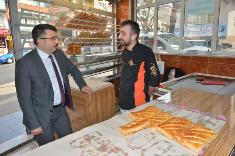 Bursa Yıldırım Belediye Başkanı Yılmaz esnafla bir araya geldi
