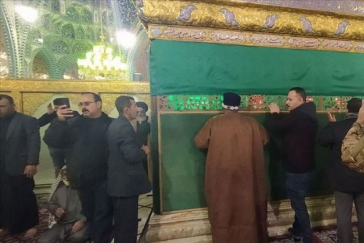 İran destekli ter&ouml;ristler, Deyrizor'da camileri h&uuml;seyniyeye &ccedil;eviriyor