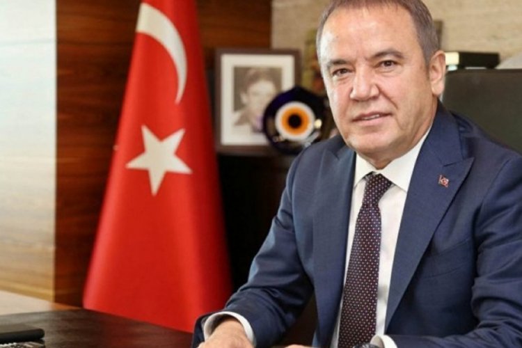 Muhittin B&ouml;cek: Antalya'da 53 liralık dubalara 1050 TL &ouml;denmiş