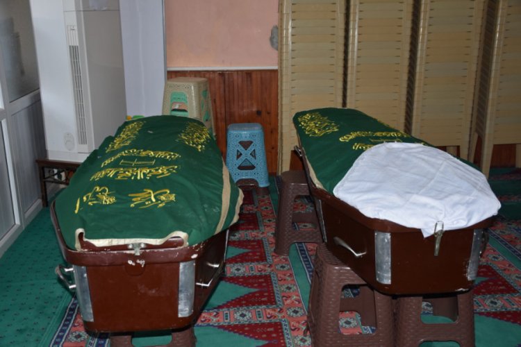 Hamile anne ve oğlunun &ouml;l&uuml;m&uuml;yle ilgili 3 ş&uuml;pheli tutuklandı