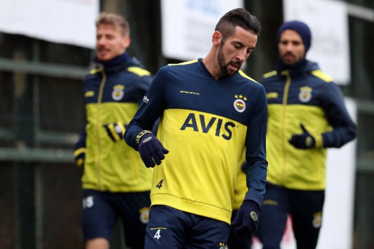 Mauricio Isla: Riquelme 3 kez aradı ama...