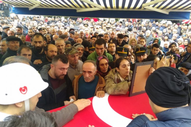 Uzman &Ccedil;avuş &Ouml;zen Ak&ccedil;am toprağa verildi