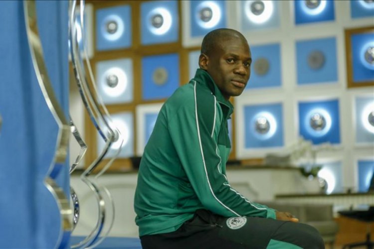 Konyasporlu Miya: Uganda'da T&uuml;rkiye'deki gibi tesisler olsa Ballon d'Or adayları &ccedil;ıkabilirdi