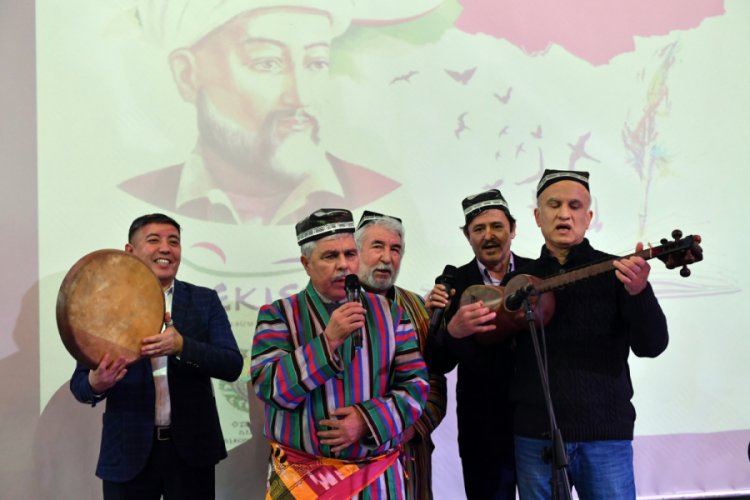T&uuml;rk D&uuml;nyası Bursa Fetih M&uuml;zesi'nde buluştu