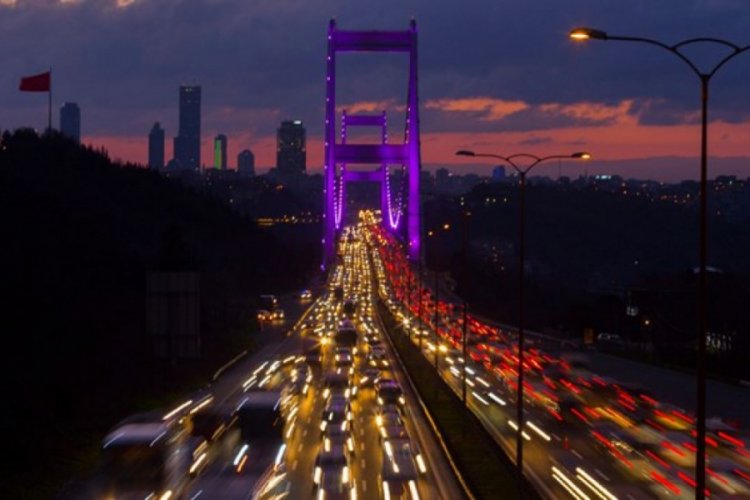 İstanbul trafiğinde yoğunluk y&uuml;zde 71 oldu