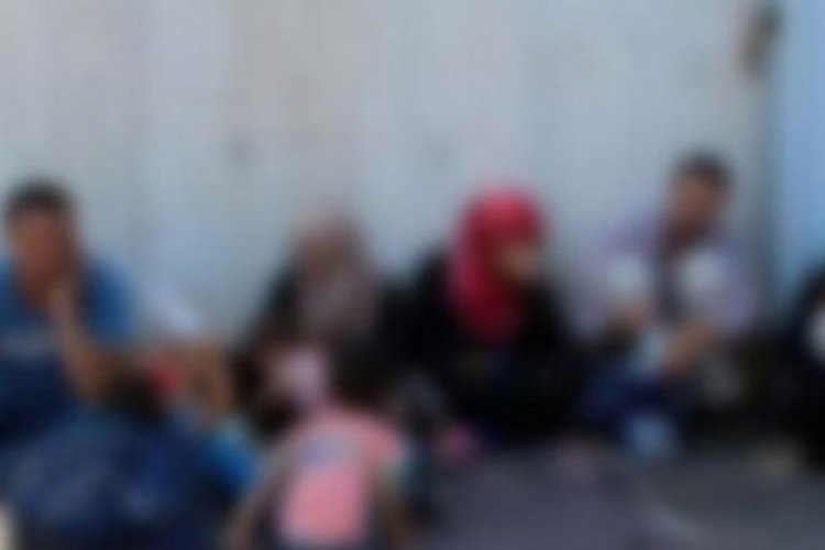 G&ouml;&ccedil;menleri donmak &uuml;zereyken polis kurtardı