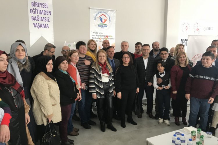 Bursa'da otizmli &ccedil;ocuklara bakım becerisi eğitimi