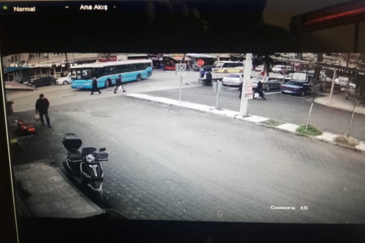 Bursa'da otob&uuml;s&uuml;n &ccedil;arptığı kadın yaşam savaşını kaybetti