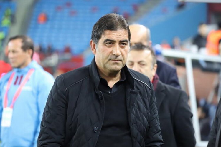 Konyaspor'da Aykut Kocaman'ın yerine &Uuml;nal Karaman sesleri