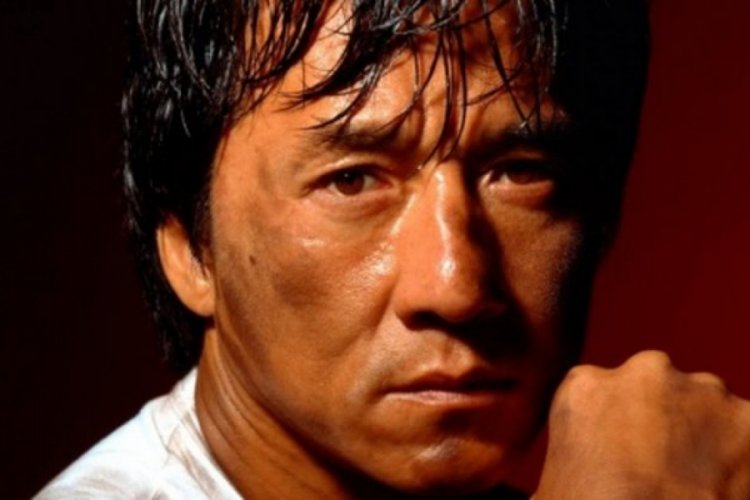 Korona vir&uuml;s&uuml;ne panzehir bulanlara Jackie Chan'den b&uuml;y&uuml;k &ouml;d&uuml;l