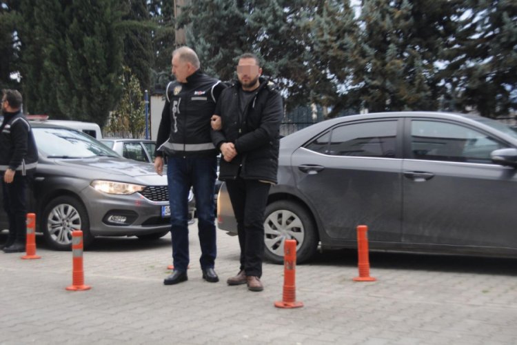 Belediyedeki yolsuzluk operasyonunda 3 kişi adliyeye sevk edildi