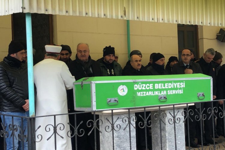 7 g&uuml;n sonra &ouml;l&uuml; bulunan iş makinesi operat&ouml;r&uuml; toprağa verildi