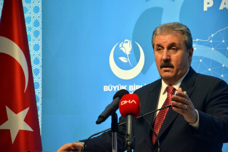 Destici: Esad İdlib'den ka&ccedil;anları T&uuml;rkiye'ye doğru y&ouml;nlendiriyor