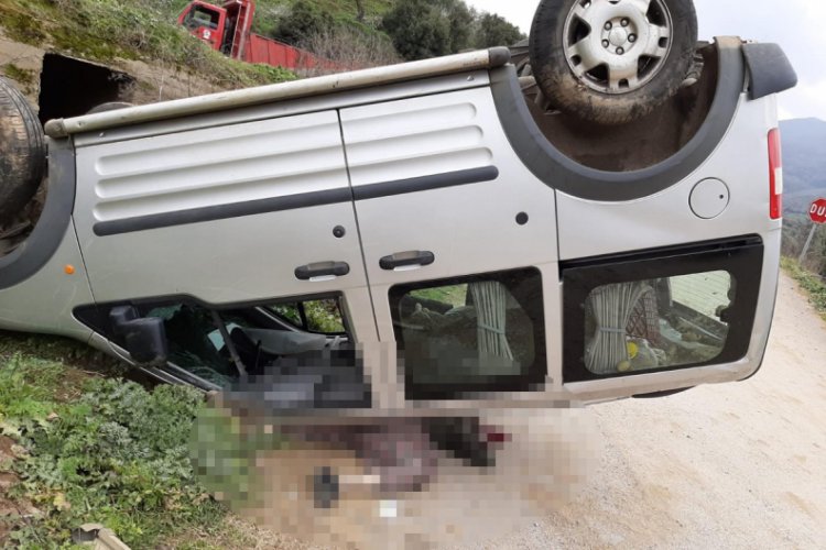 Takla atan ara&ccedil;taki yaşlı &ccedil;ifti &ouml;l&uuml;m ayırdı