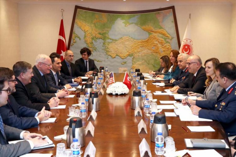 Jeffrey, Bakan Yardımcısı Karaosmanoğlu ile g&ouml;r&uuml;şt&uuml;