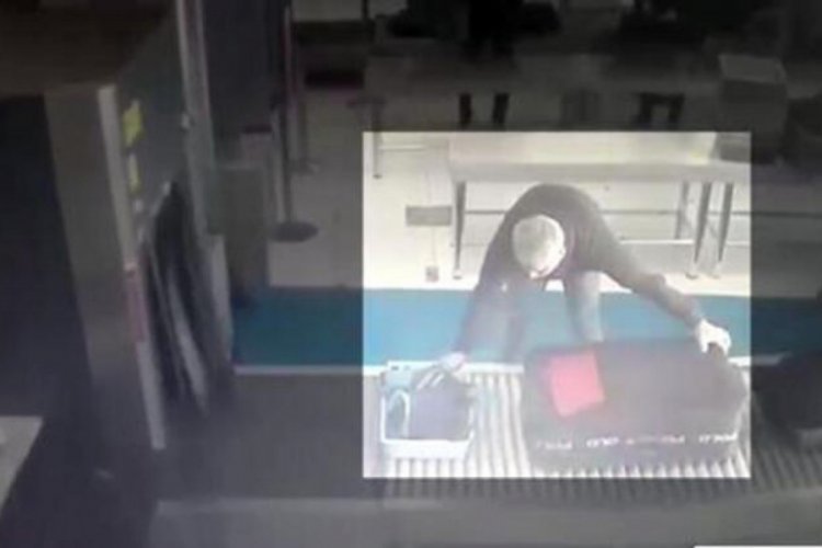 Yolcunun valizinden metamfetamin &ccedil;ıktı