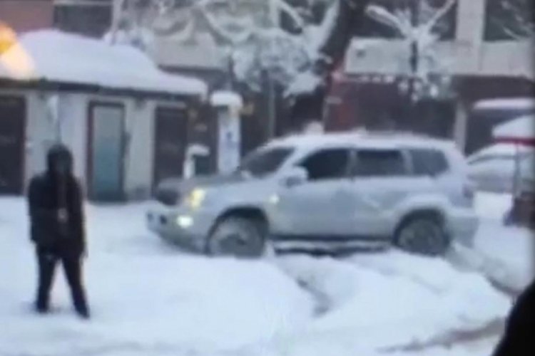 Drift yaptığı g&ouml;r&uuml;nt&uuml;leri yanlışlıkla polise g&ouml;nderdi 6 bin 141 TL ceza yedi
