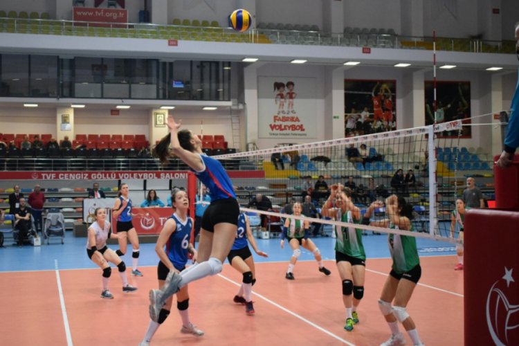 Nil&uuml;fer'in sultanlarından galibiyet