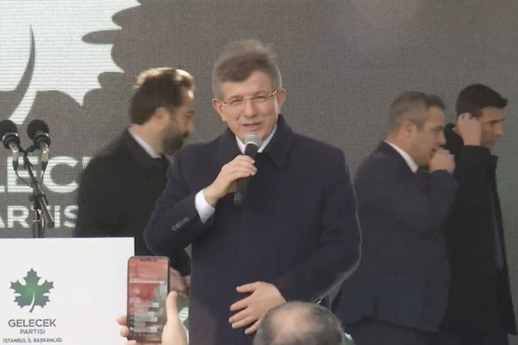 Ahmet Davutoğlu partisinin İstanbul İl Başkanlığı'nın a&ccedil;ılışını yaptı