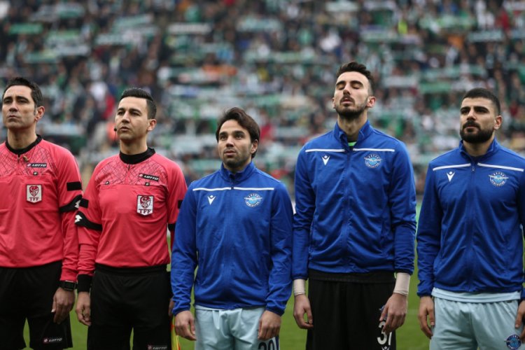 Bursasporlu eski futbolcu Volkan Şen'e protesto