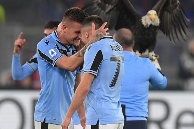 Lazio, Inter'in 16 ma&ccedil;lık serisine son verdi