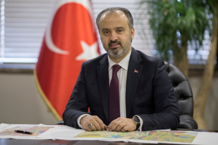 İdlib'den Bursa'ya selam g&ouml;nderen askere Aktaş'tan cevap