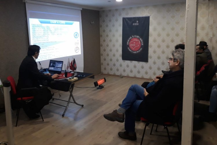 Bursa'da amat&ouml;r telsizciler eğitim seminerinde buluştu