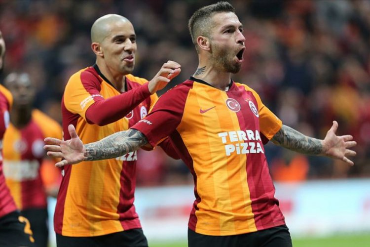 Galatasaray ikinci yarıda farkı kapatıp şampiyonluk yarışına ortak oldu