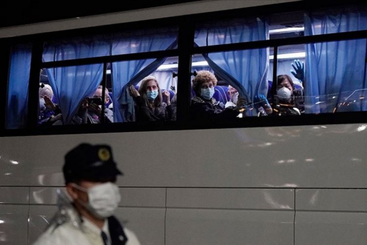 ABD, Japonya'da karantinadaki gemiden vatandaşlarını tahliye etti