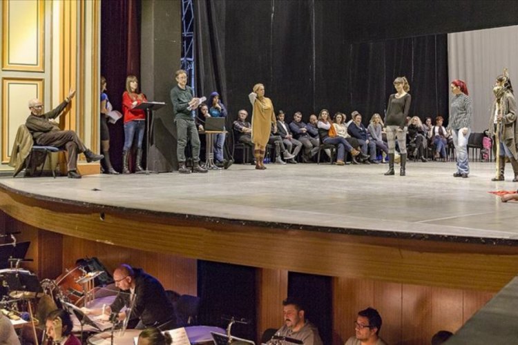 G&uuml;r&ccedil;il &Ccedil;eliktaş G&ouml;beklitepe Operası ile yeniden y&ouml;netmen koltuğunda