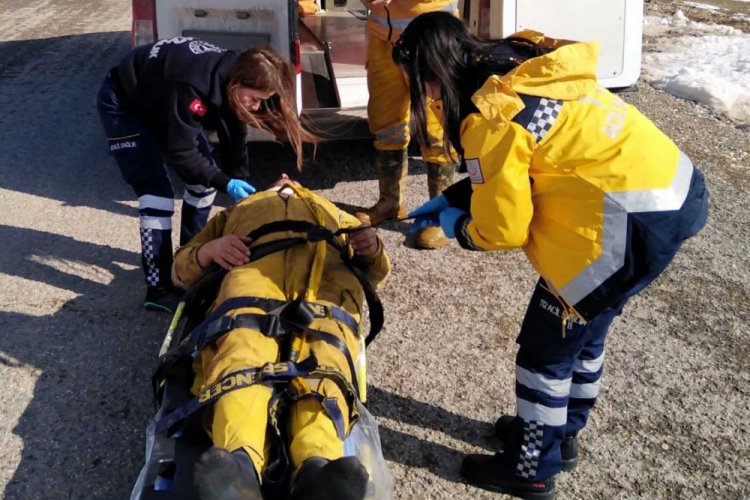 Kayseri'de maden ocağında sıkışan iş&ccedil;i yaralandı