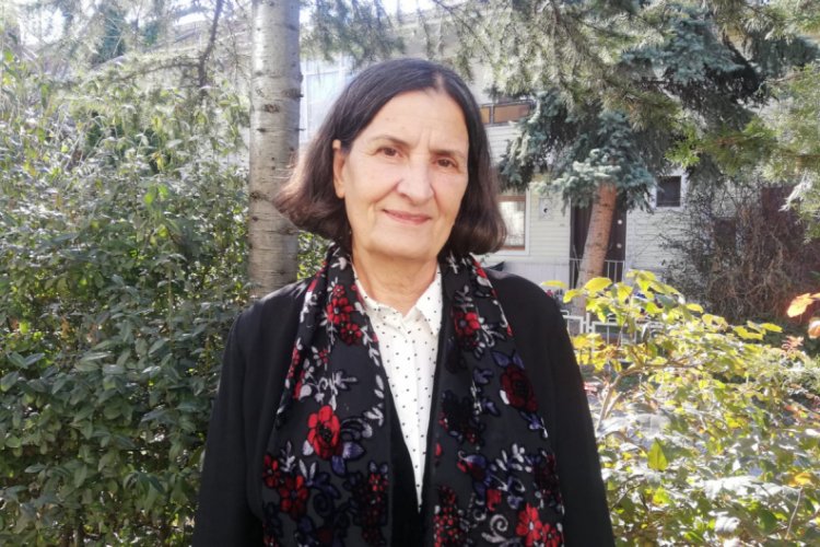 CHP kongresinde delegenin elinden mikrofonu alan partili: Kadını aşağılayıcı s&ouml;zlerdi