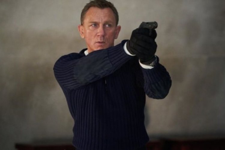 James Bond pr&ouml;miyerine Corona vir&uuml;s&uuml; engeli