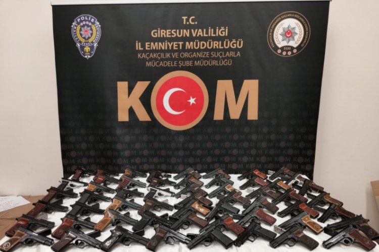 56 ruhsatsız tabanca ele ge&ccedil;irildi